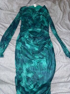 Green Marble-Print Long Sleeve Bodycon Dress